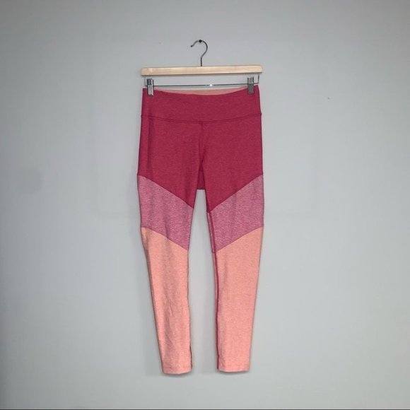 Outdoor Voices Leggings Size Medium Triple Pink Peach 7/8 Length “Move Free” - Picture 2 of 6
